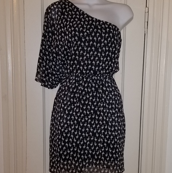 Wish Dresses & Skirts - 2/$20 Wish one shoulder goose dress with POCKETS!